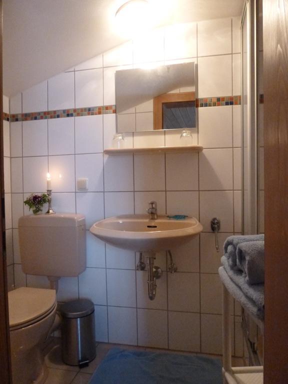 Gastehaus Fischer Hotel Eschlkam Room photo